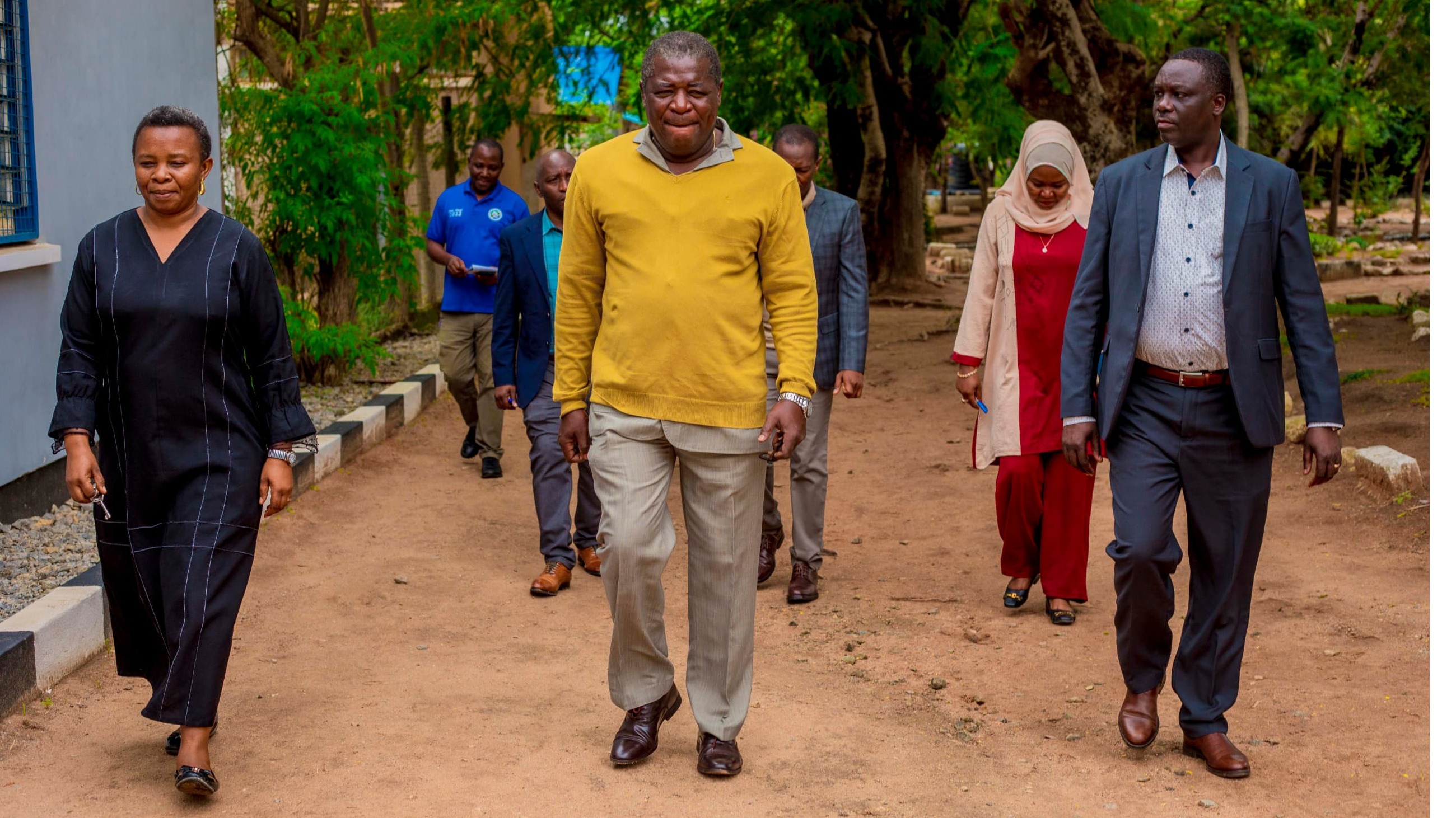 UCSAF YAKAGUA MAABARA YA KOMPYUTA SHULE YA SEKONDARI YA WASICHANA MSALATO